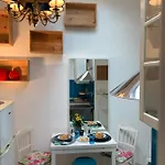 Quiet Corner קרקוב